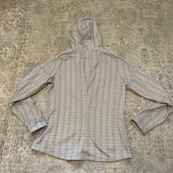 The North Face Plaid Zip-up Sweater - Picture 10 of 11